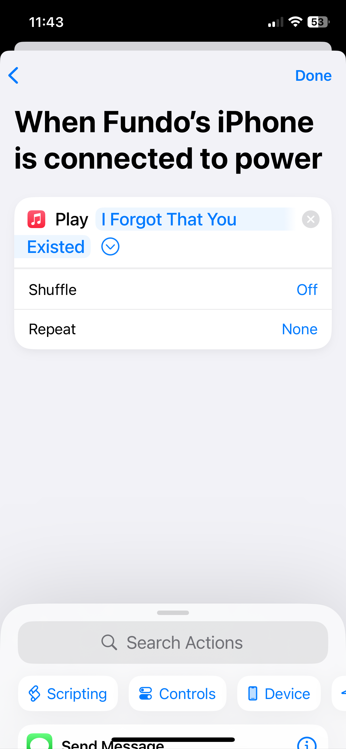 أغنية تم اختيارها في تطبيق Music Action في تطبيق الاختصارات على iPhone.