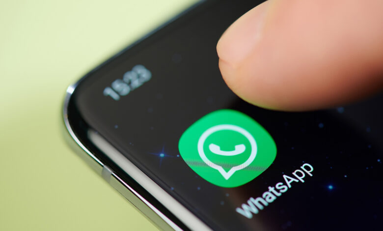 سوف ينضم WhatsApp قريبًا إلى عنصر واجهة مستخدم لـ Meta AI ، وسيكون AI متاحًا بنقرة واحدة